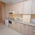 Paradise Ξενοδοχείο με διαμερίσματα 3*