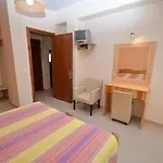Paradise 3*