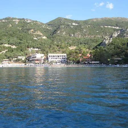 Paradise Ξενοδοχείο με διαμερίσματα 2*