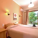 Paradise 3*
