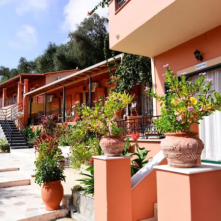 Aparthotel Paradise 3*